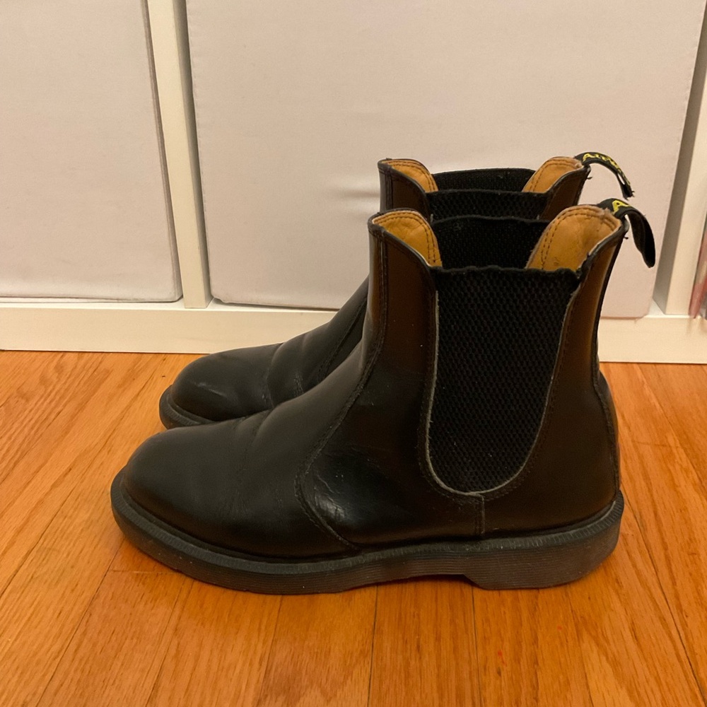 Dr. Martens Chelsea Boots 🖤🖤